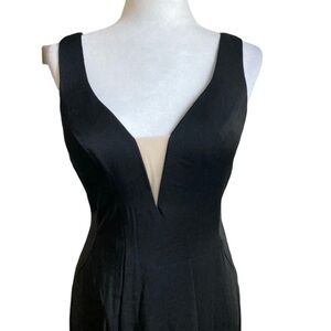 The Perfect Dress Long Black Minimalist Prom Bridesmaid Formal Dress Gown